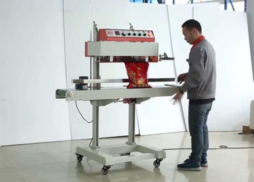 塑料薄膜封口機(jī)